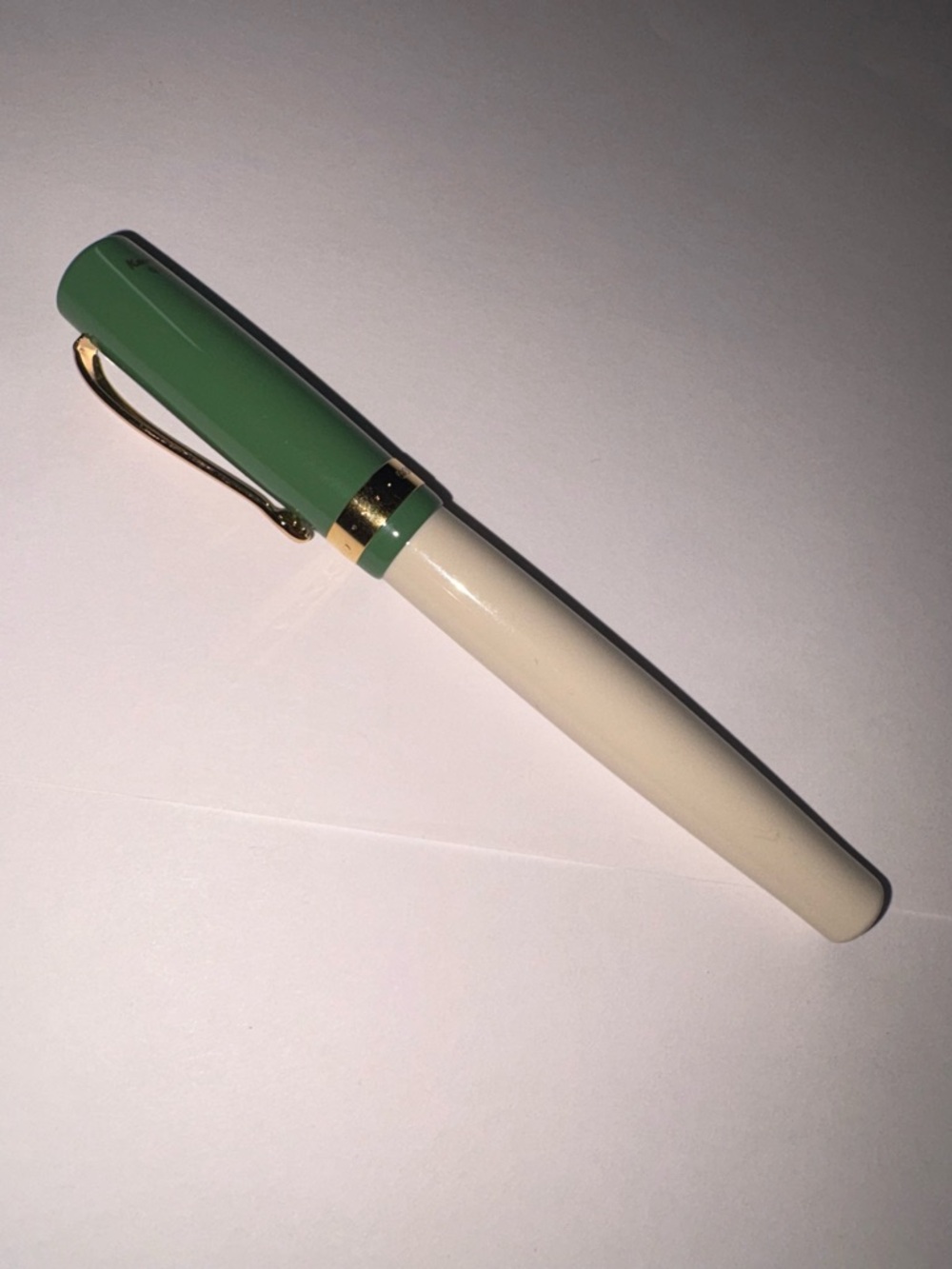 Kaweco Student Fountain Pen- Fine Nib- Green/Gold Trim- Never Used